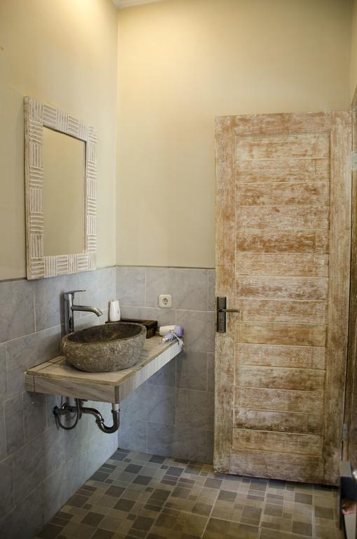 Kakiang Guesthouse Nusa Lembongan  Luaran gambar